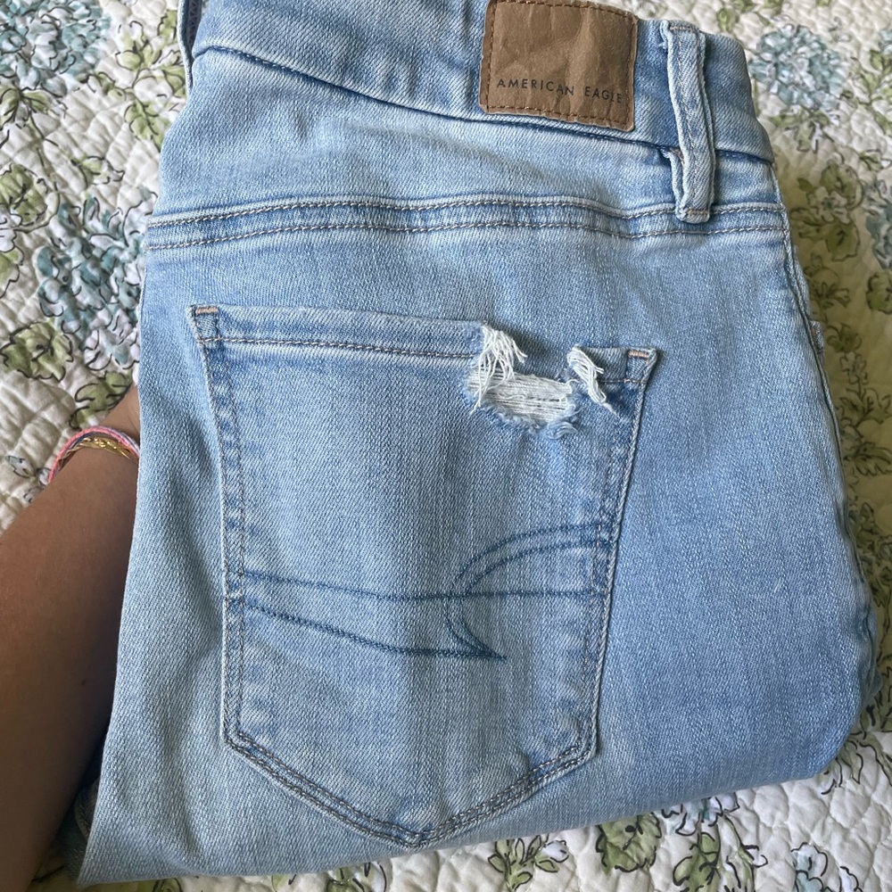 American Eagle Outfitters Women's Distressed Light Blue Jeans - Picture 1 of 6